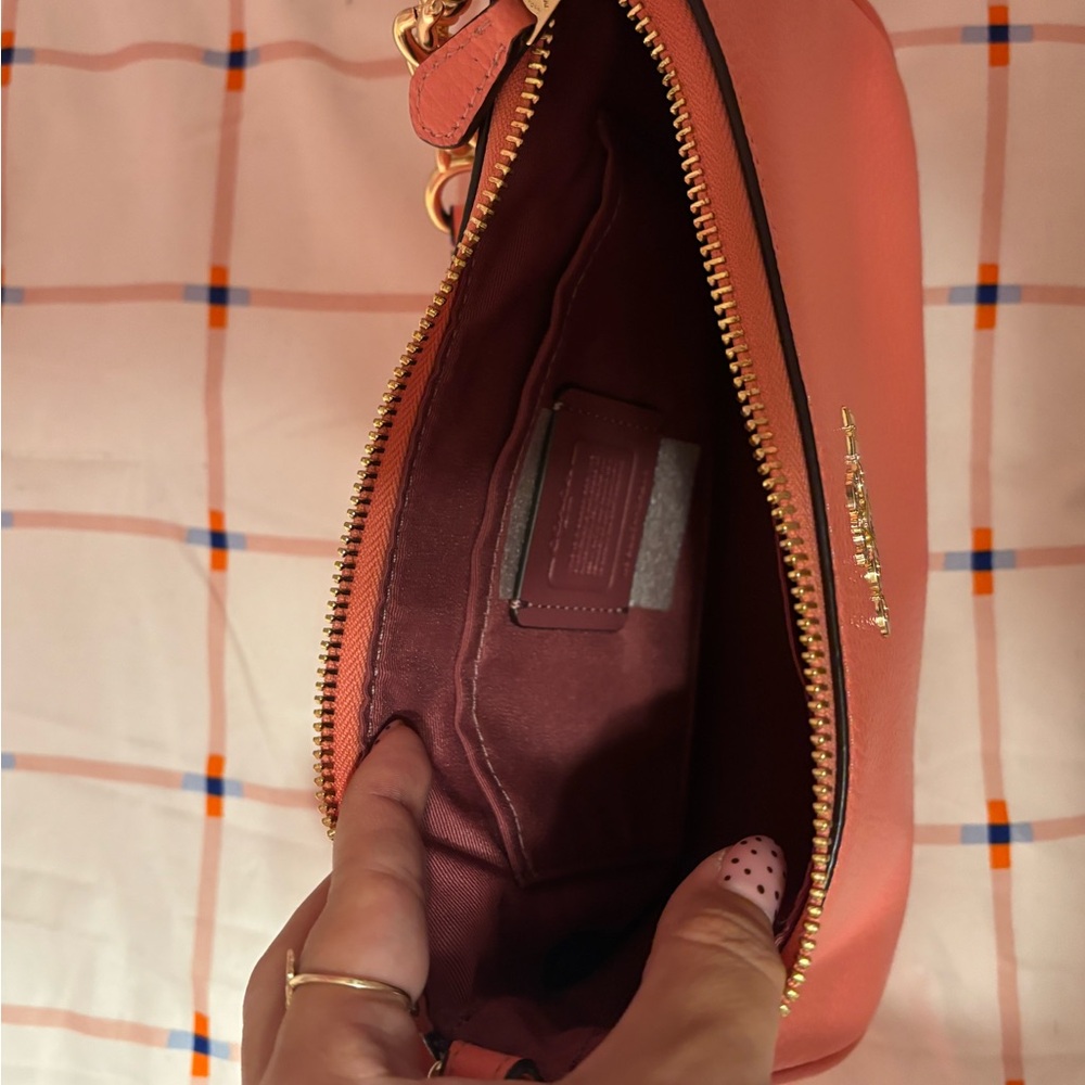Coach Coral Leather Shoulder Bag - Picture 3 of 3